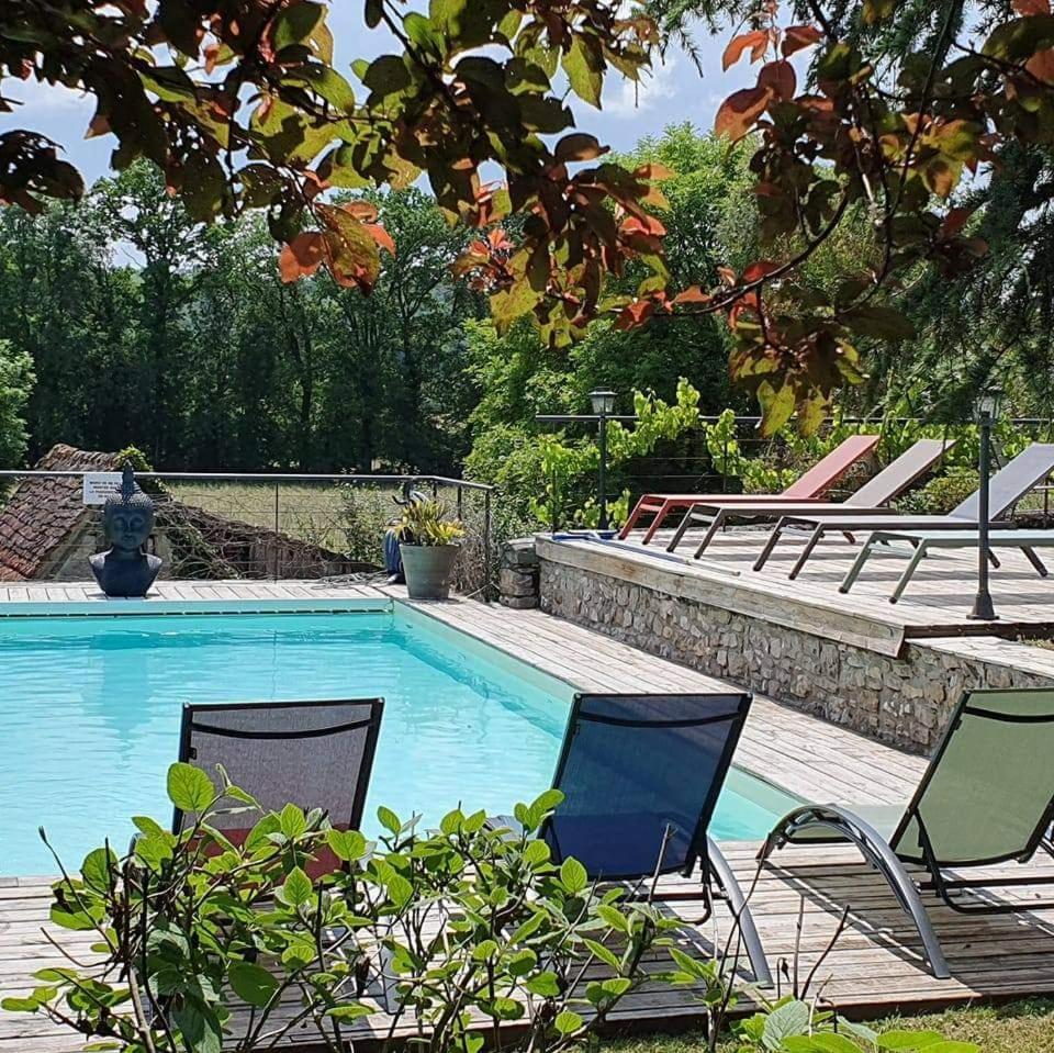 Le Roulottes Du Petit Gouffre De Padirac Avec Spa Buitenkant foto