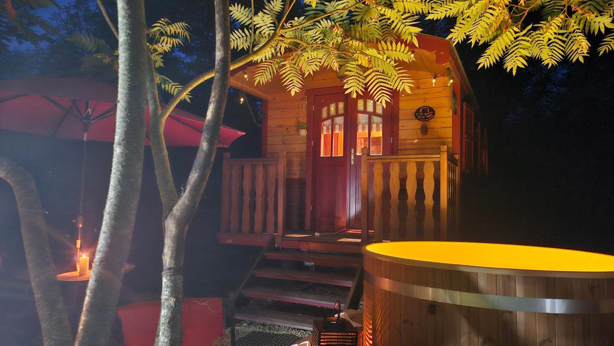 Le Roulottes Du Petit Gouffre De Padirac Avec Spa Buitenkant foto